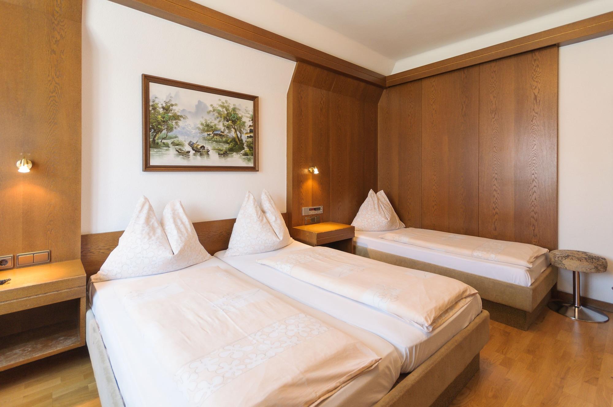 Hotel Tautermann Innsbruck Bagian luar foto