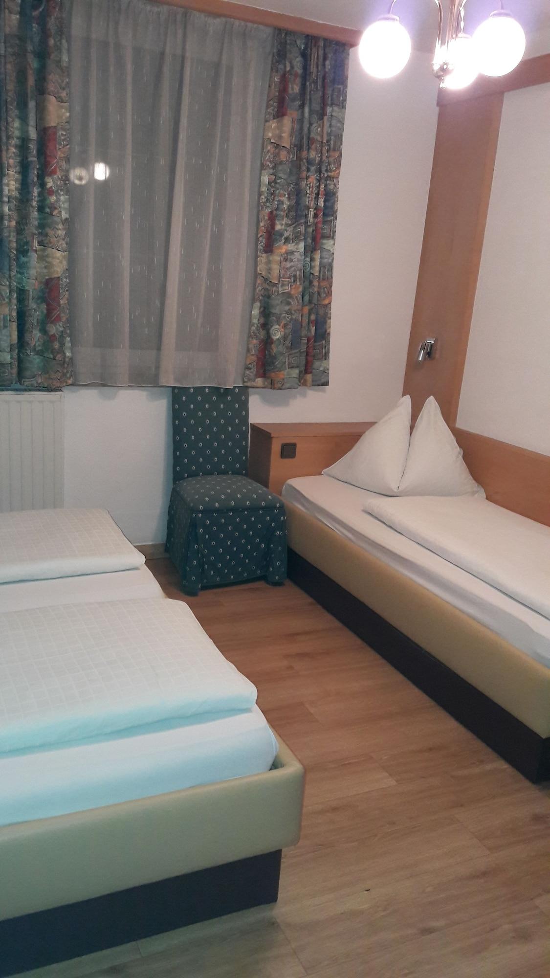 Hotel Tautermann Innsbruck Bagian luar foto
