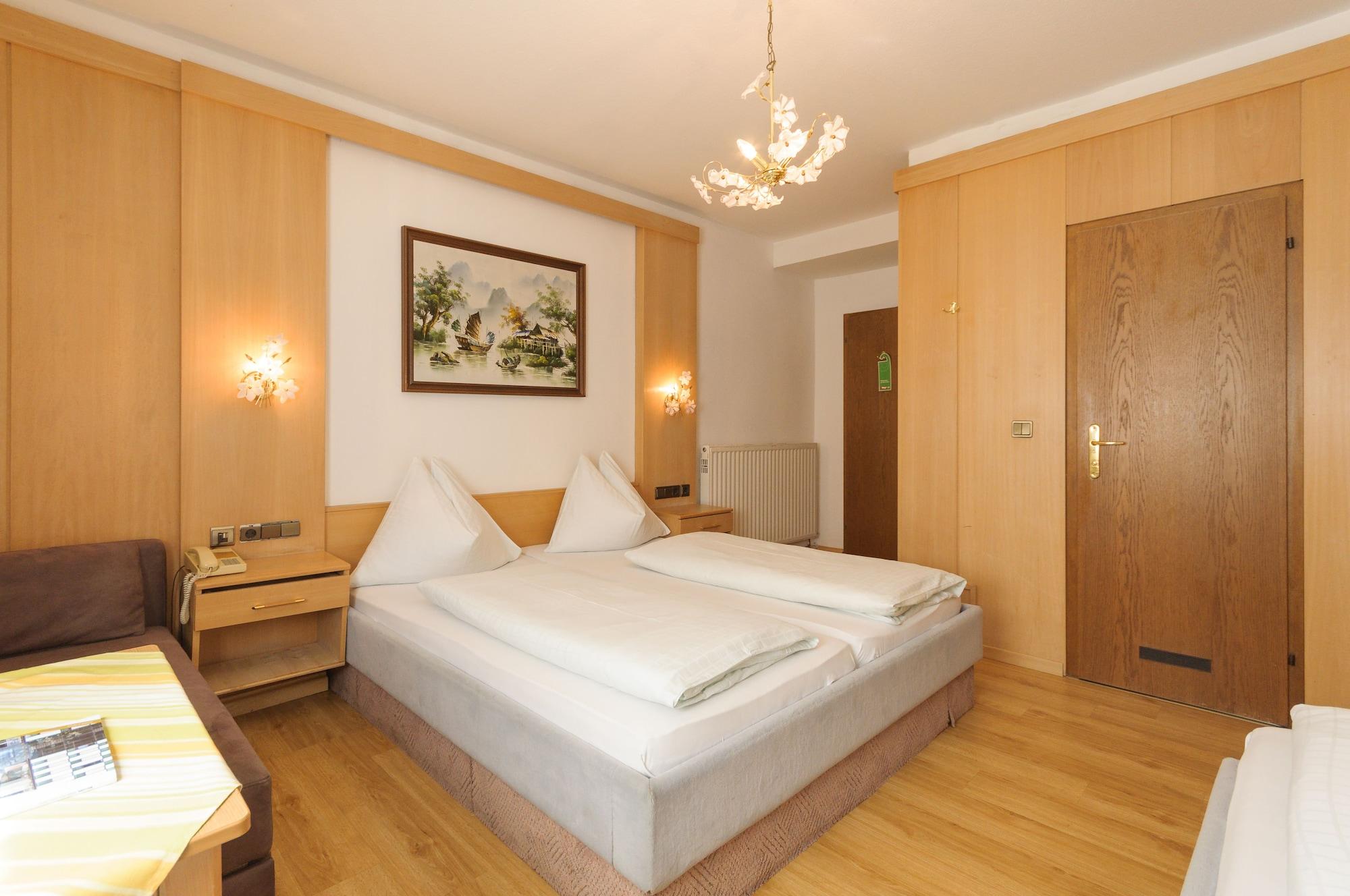 Hotel Tautermann Innsbruck Bagian luar foto