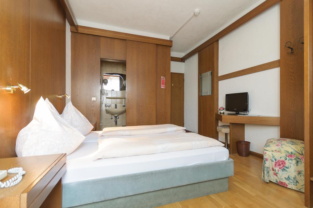 Hotel Tautermann Innsbruck Bagian luar foto
