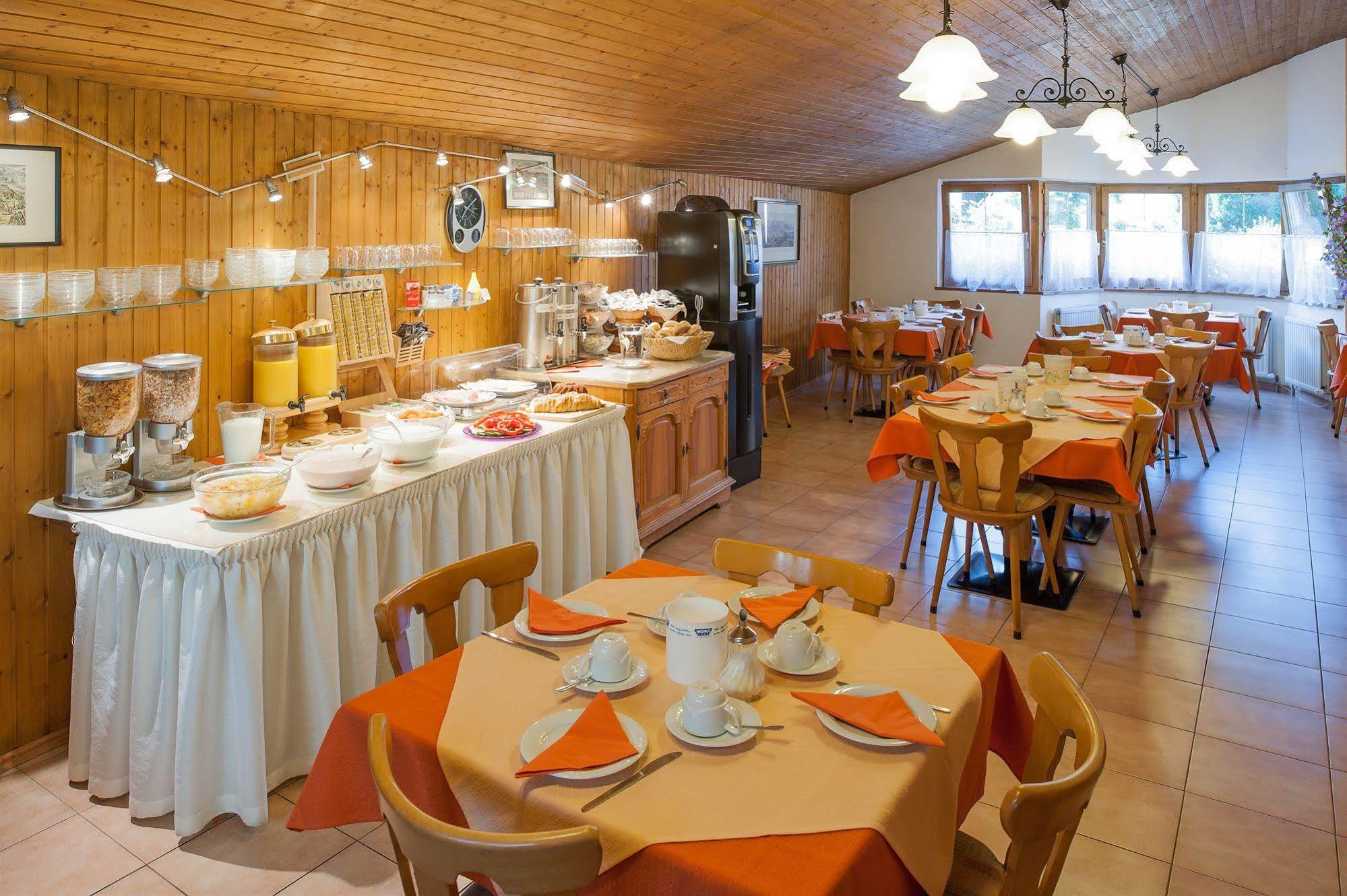 Hotel Tautermann Innsbruck Bagian luar foto