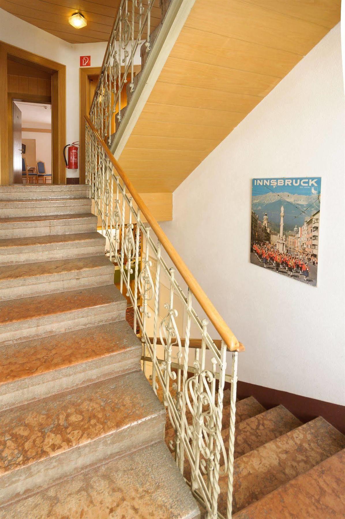 Hotel Tautermann Innsbruck Bagian luar foto